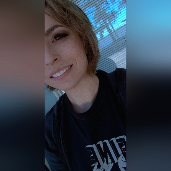 Meet your Posher, Alexa - Picture 1 of 1